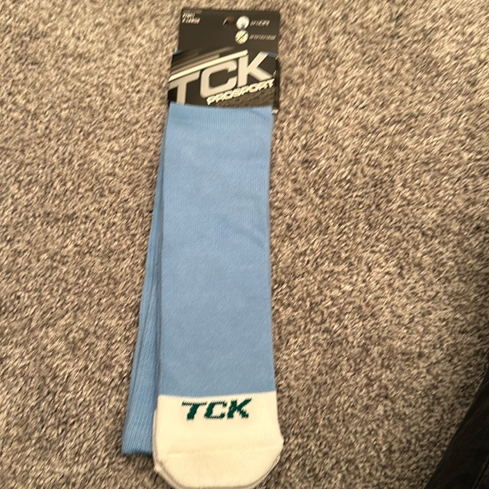 NWT mens XL baseball socks in Columbia blue